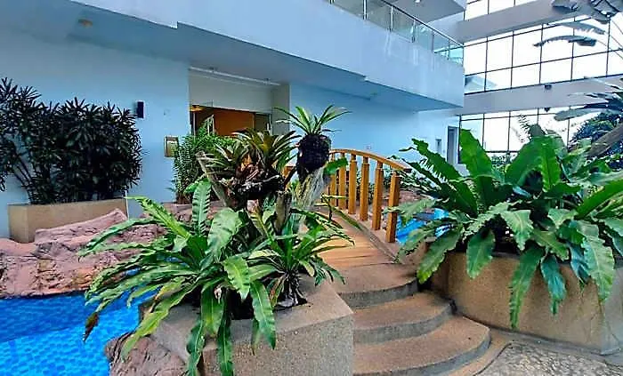 Spacious 4* Manila