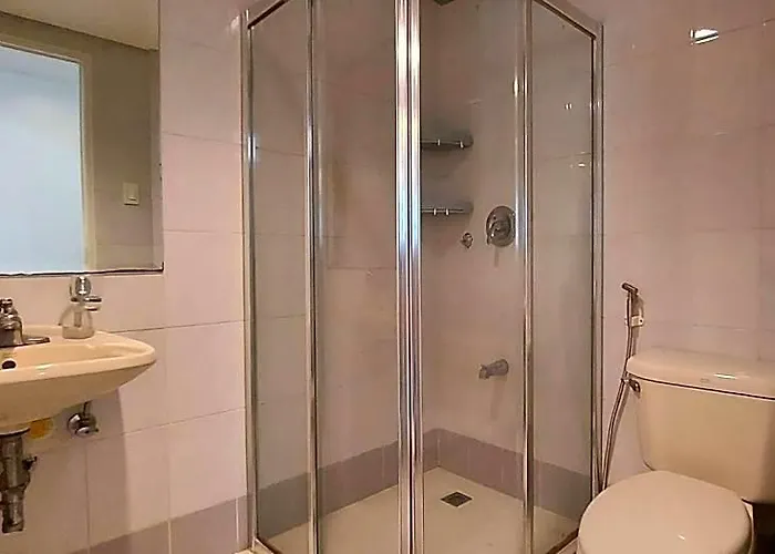 Spacious 4* Manila